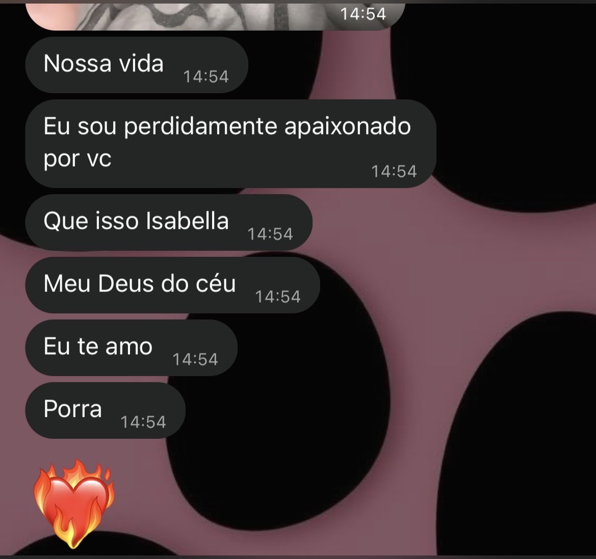 isinhadara's tweet photo. Eu (a maior hater de homens) ter um namorado que me exalta e é obcecado por mim 🥰 https://t.co/36eW4gOTiL