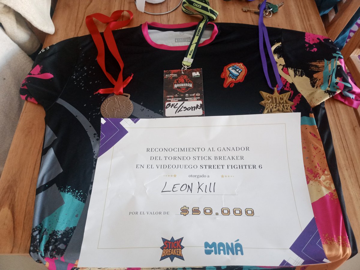 L3onkill_fgc's tweet photo. Spam de lo que fue mi estadía en argentina por instagram,lo pasé increíble y las palabras no bastan para todo lo bello que pase aquí,se que nos volveremos a ver!!! Gracias a todos quienes conocí aquí 🫡🥺♥️
Instagram: https://t.co/0QdGDdQGSR https://t.co/uvqKZ9kyPV