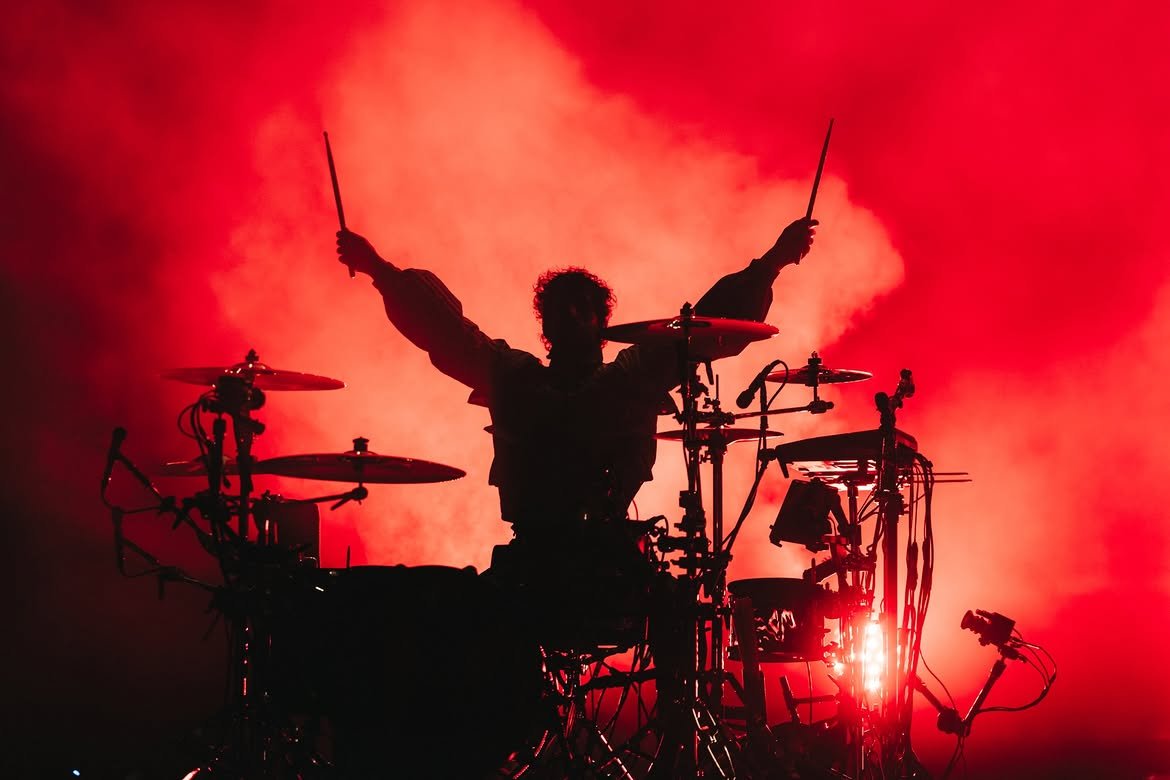 TOPUPDATERS's tweet photo. "Full send for @twentyonepilots 🔥 " via aclfestival on Instagram https://t.co/a2W3GeTKV4
