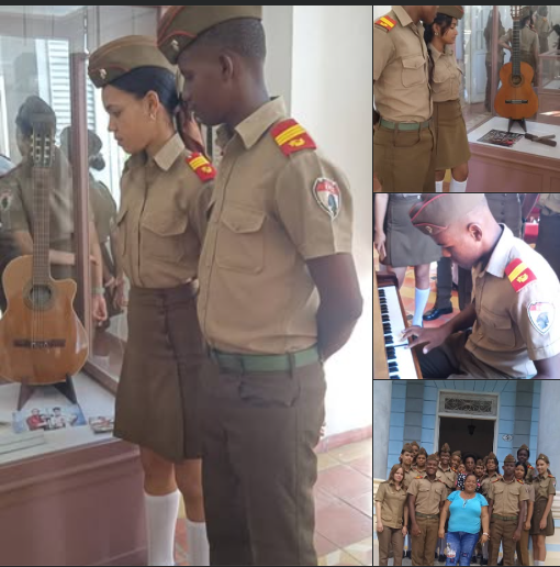 SerranoMidiala's tweet photo. Como parte de la Jornada por el
" Día de la Cultura Cubana " y dándole cumplimiento al Programa de Estudio de la asignatura de Literatura y Lengua , visitan los estudiantes de la EMCC Santiago de Cuba el Museo de la Música
#FARCuba.
#Cuba.
#FirmesYDignos https://t.co/UKjzO93uNY