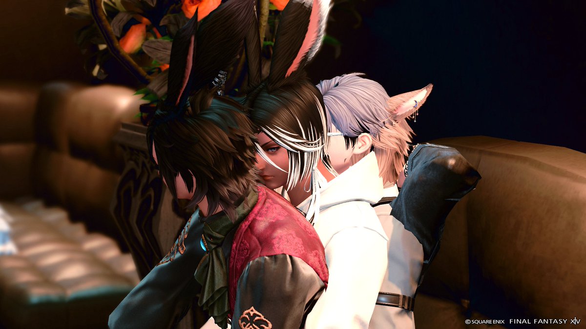 Miyavi_rp_ffxiv's tweet photo. 261005-2300
#artemisff14
謎の団子、何なのこれ
Happy Birthday! カロちゃん。イケメンオスッテよこちゃん with Ketzerのお飾りうさお2名 https://t.co/syVj23IEiF