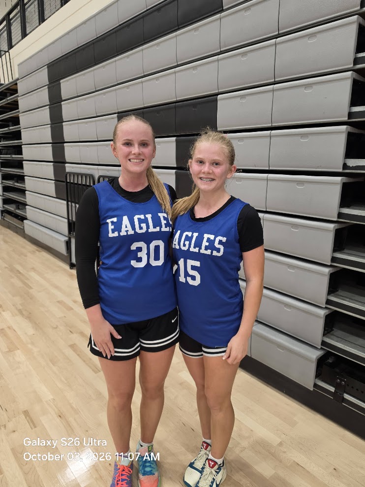 girlzprepreport's tweet photo. Just dropped New Faces Sizzle at Jeremiah Green Invitational https://t.co/NBcUviV15O #MaleyCampbell #MakayCampbell #AllySchultz #EmilyRevening #JemmaBarnes @scs_athletics @jg2bballcamps @leegreenbb @PGHTexas @PrepGirlsHoops https://t.co/ZSeXr66VnU