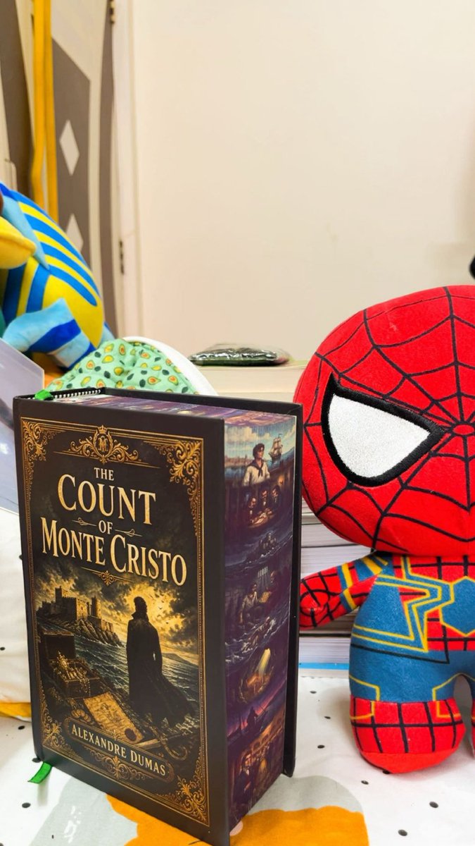 C00chieCocoNUT's tweet photo. My (prettiest) copy of “the count of Monte Cristo” https://t.co/U0cVcDyojp