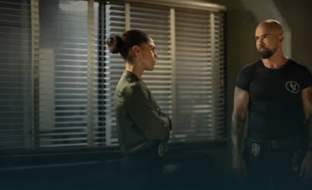hightechcs's tweet photo. #SWATExiles 1x03 “Burn Zone” synopsis 

Air date : 10/9
#SWAT #rollswat https://t.co/ngvSEsWHAK
