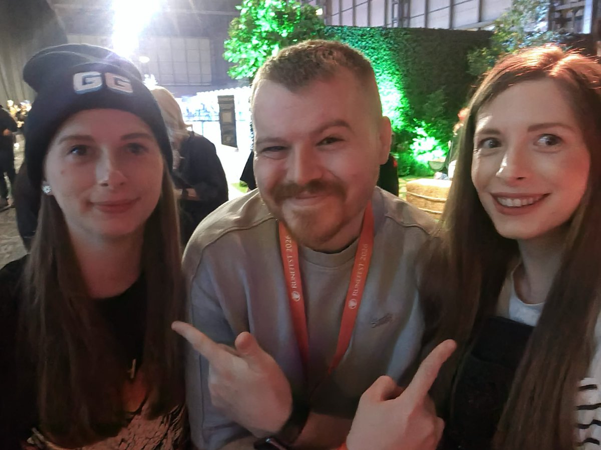 MissRichTeaa's tweet photo. RuneFest spam #2 😊 @SoloMission_OSR @SettledRS @skill_specs @TanzooVirtoso https://t.co/sc7uVdkQPi