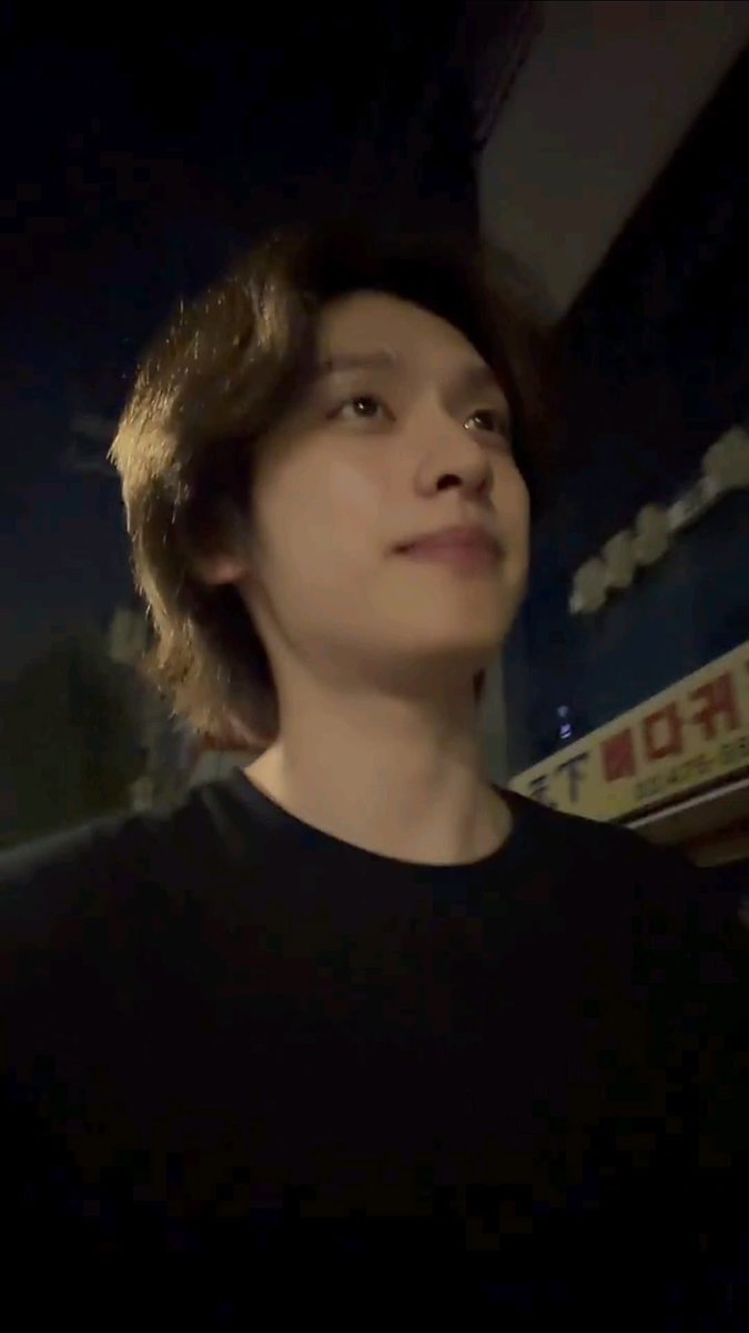 ilyofthealley's tweet photo. In another life, jam segini aku sama Jisok lagi gacoan date dan late night ride (or early morning ride) sambil muterin Sidoarjo. Tanpa wacana, pure dua pemuda gabut yang lagi kangen-kangenan padahal jarak kampus dia ke kampusku cuma satu kali ngeng dan hampir selalu ketemu 24/7.— https://t.co/9UQWfXUYkX