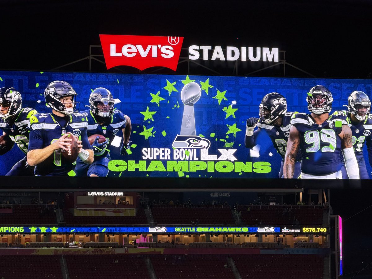 NickLee51's tweet photo. Since it’s 49ers hate week in Seattle. Just a reminder: 

Last year, the Seahawks outscored the 49ers 67 to 26. Yes, even counting their precious Week 1 win that apparently deserves a banner at Levi’s.

Speaking of banners, there’s no comeback the 49ers can muster for the Seahawks winning the Super Bowl at Levi’s and dancing on their field and locker room 😎