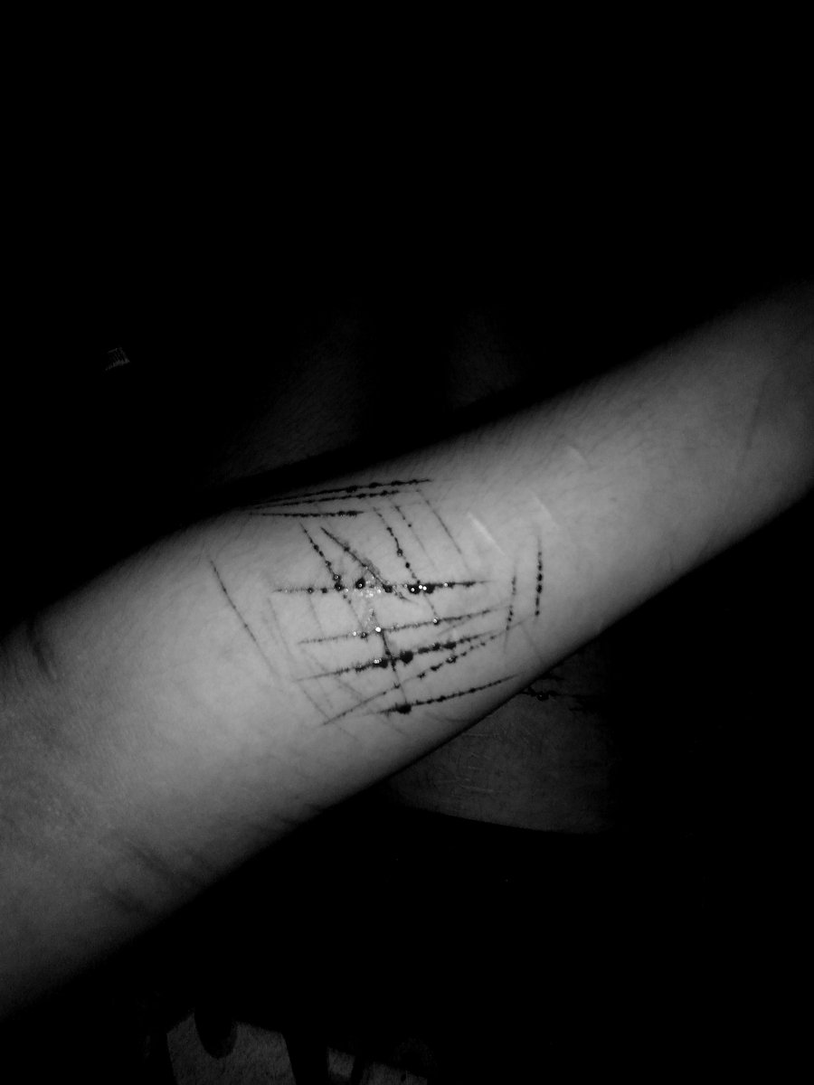 stvpidcvtter's tweet photo. SFX MAKEUP ⚠️
old cuts "sfx" #shrtwt #shedrtwt #slittwt https://t.co/trKuG8TMDo
