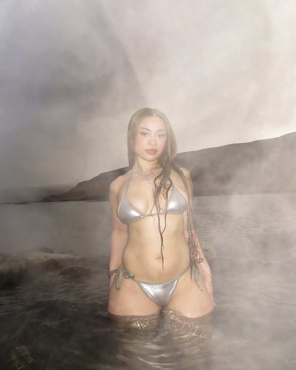 Complex's tweet photo. Ice in Iceland 🥶

[📸: via/ IG icespice ] https://t.co/NNrLrzJmz4