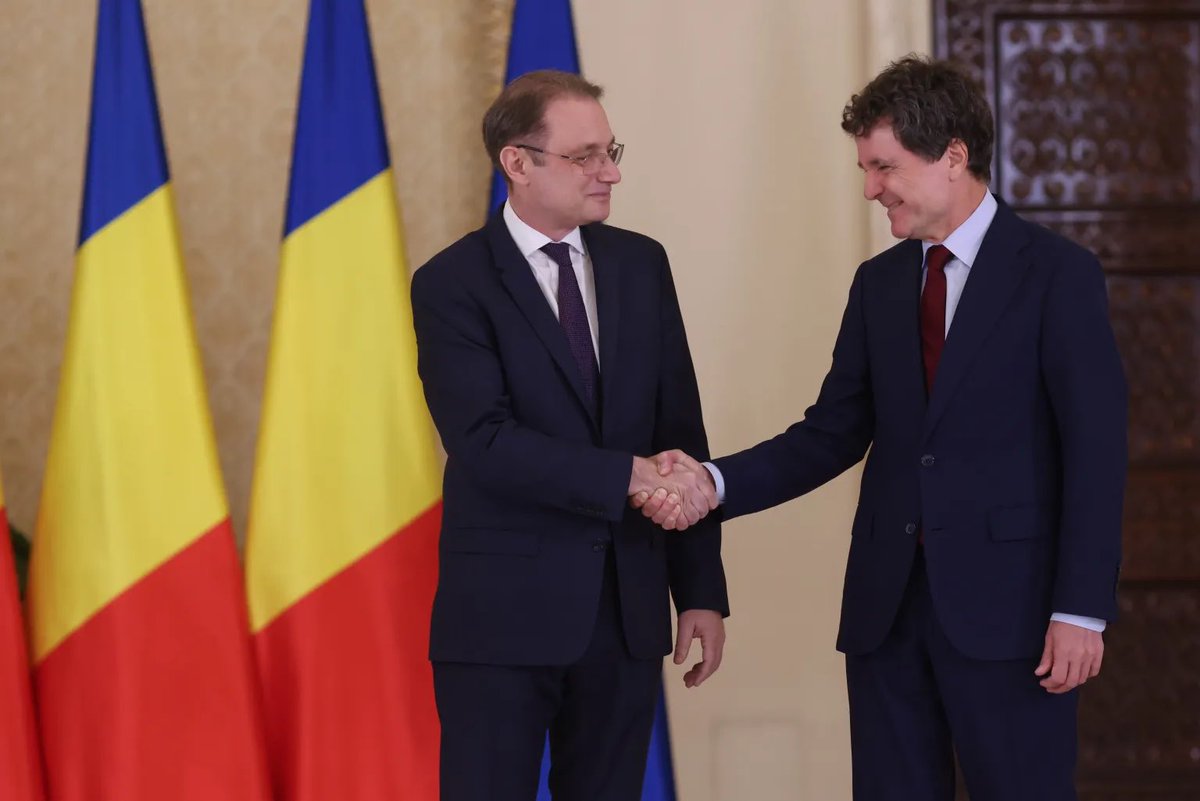 paulaerizanu's tweet photo. Romania’s new designated prime-minister: Luca Niculescu, a diplomat who worked on Romania’s OECD accession. Will he get a majority of votes in Parliament?

https://t.co/sjdojyPXCR https://t.co/16NZGvs6Jo