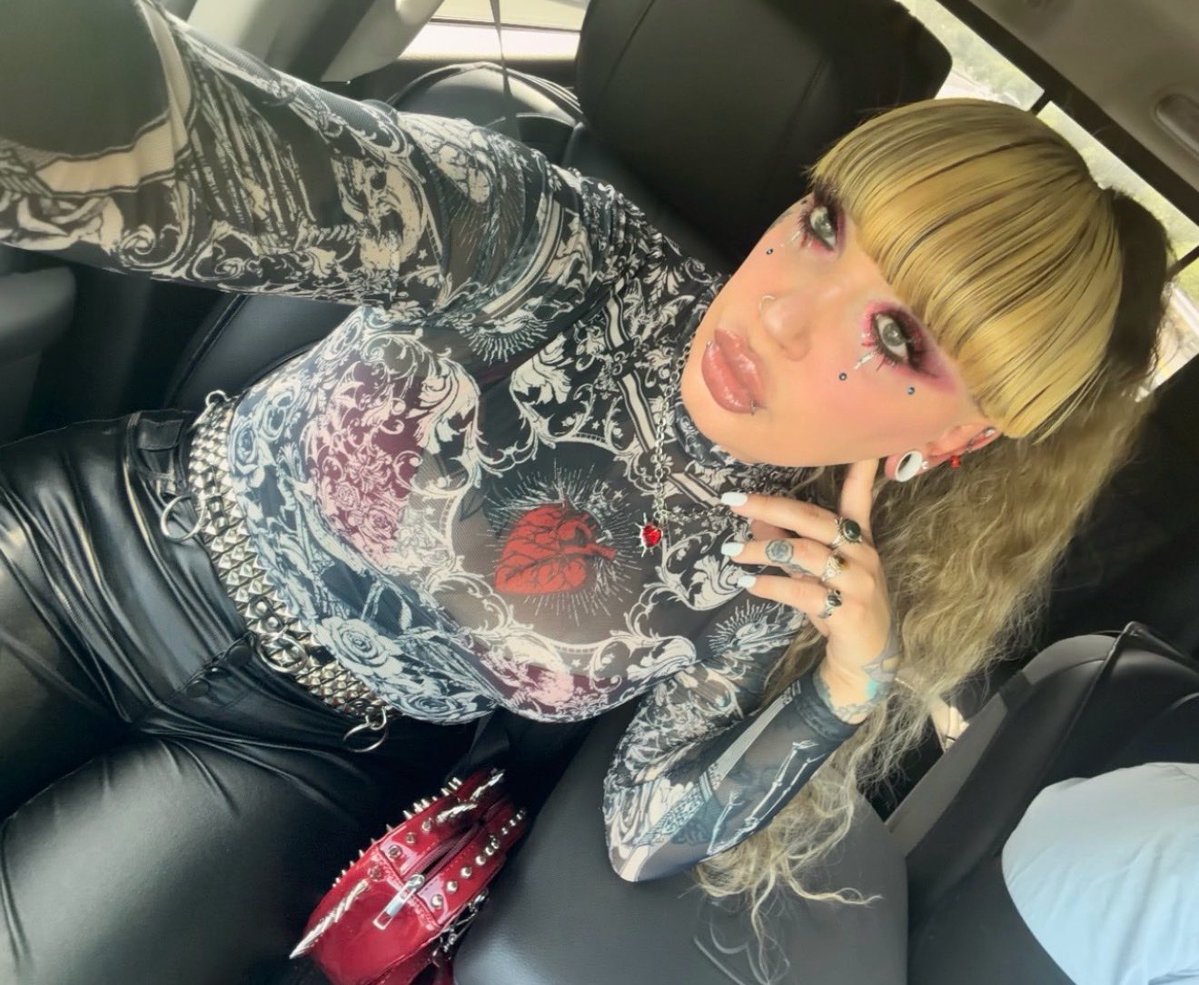 FindomKCB's tweet photo. #Findomme since 2008- I feel communication in #findom is very necessary. It’s important you understand this dynamic before approaching, to not waste time. https://t.co/jaGi4HcmV0