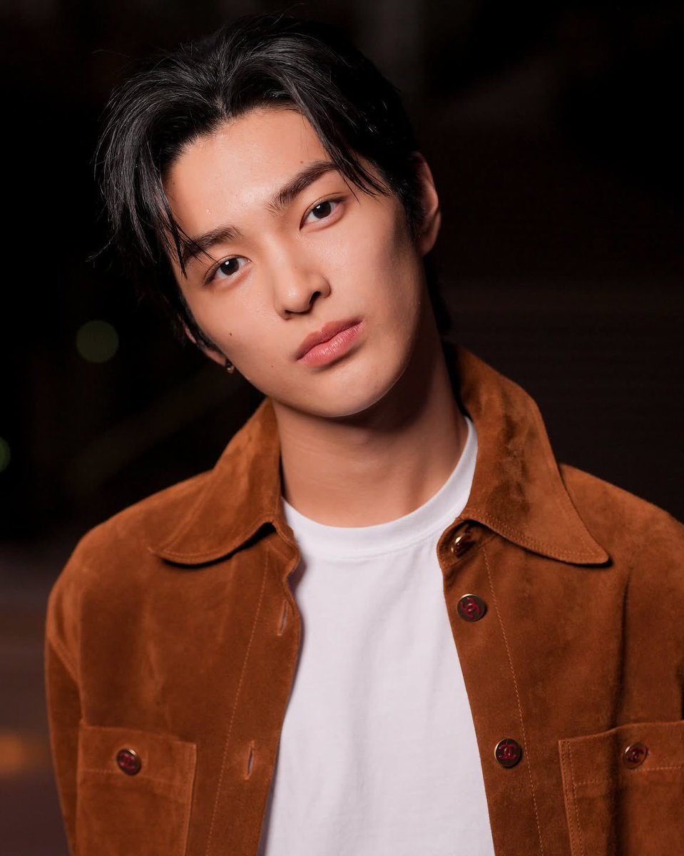 thecoers's tweet photo. 5TH GEN IT BOY #KEONHO https://t.co/cM7B9A0sJT