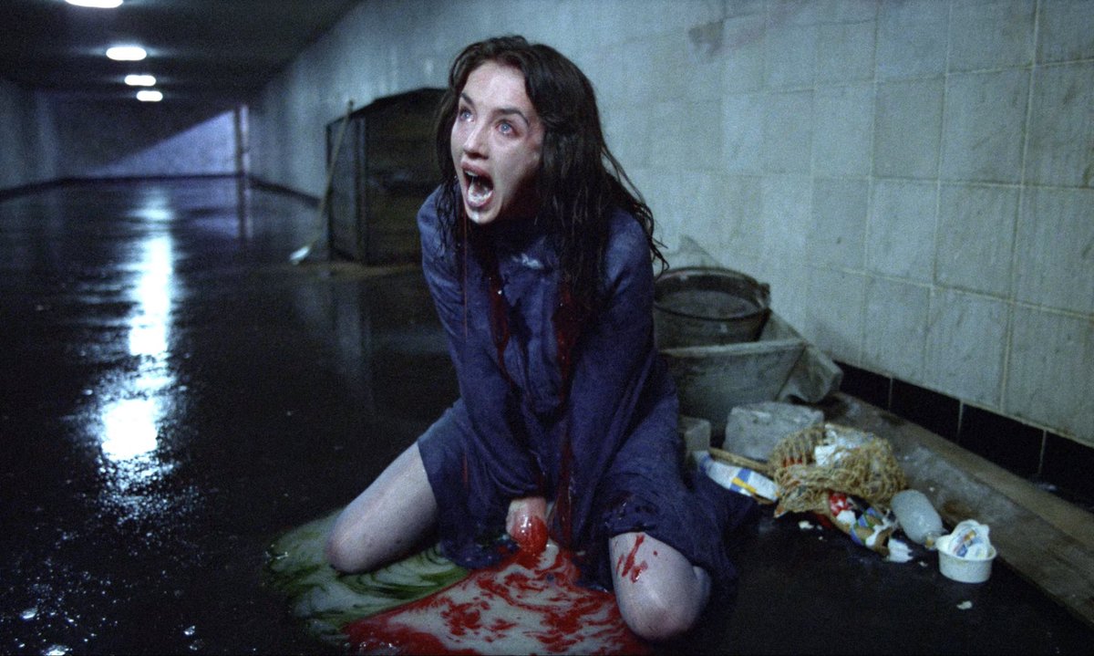 cinembience's tweet photo. Possession (1981) by Andrzej Żuławski https://t.co/TsXxmX6wuv