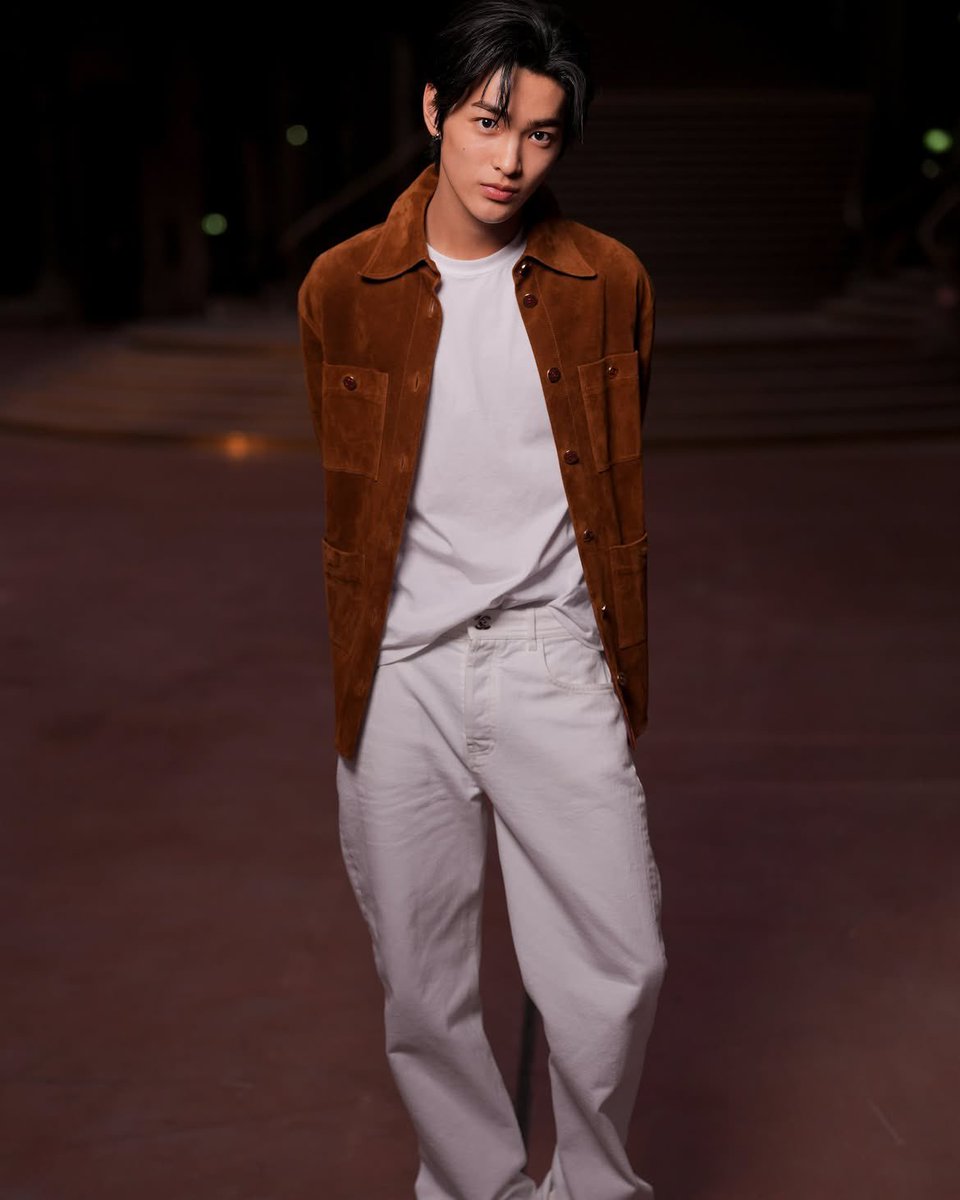 thecoers's tweet photo. 5TH GEN IT BOY #KEONHO https://t.co/cM7B9A0sJT