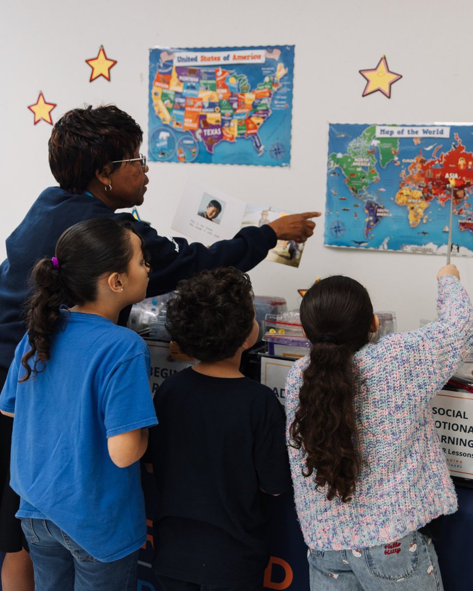 ReadingPartners's tweet photo. 📚 We’re so grateful for the incredible educators in our Reading Partners community — our tutors &amp; @AmeriCorps Volunteers! 🧡 Your dedication, passion, and commitment help students grow and reach their literacy potential. Happy #WorldTeachersDay! 🌟

#ReadingPartners #literacy https://t.co/IGOzvSUpJC