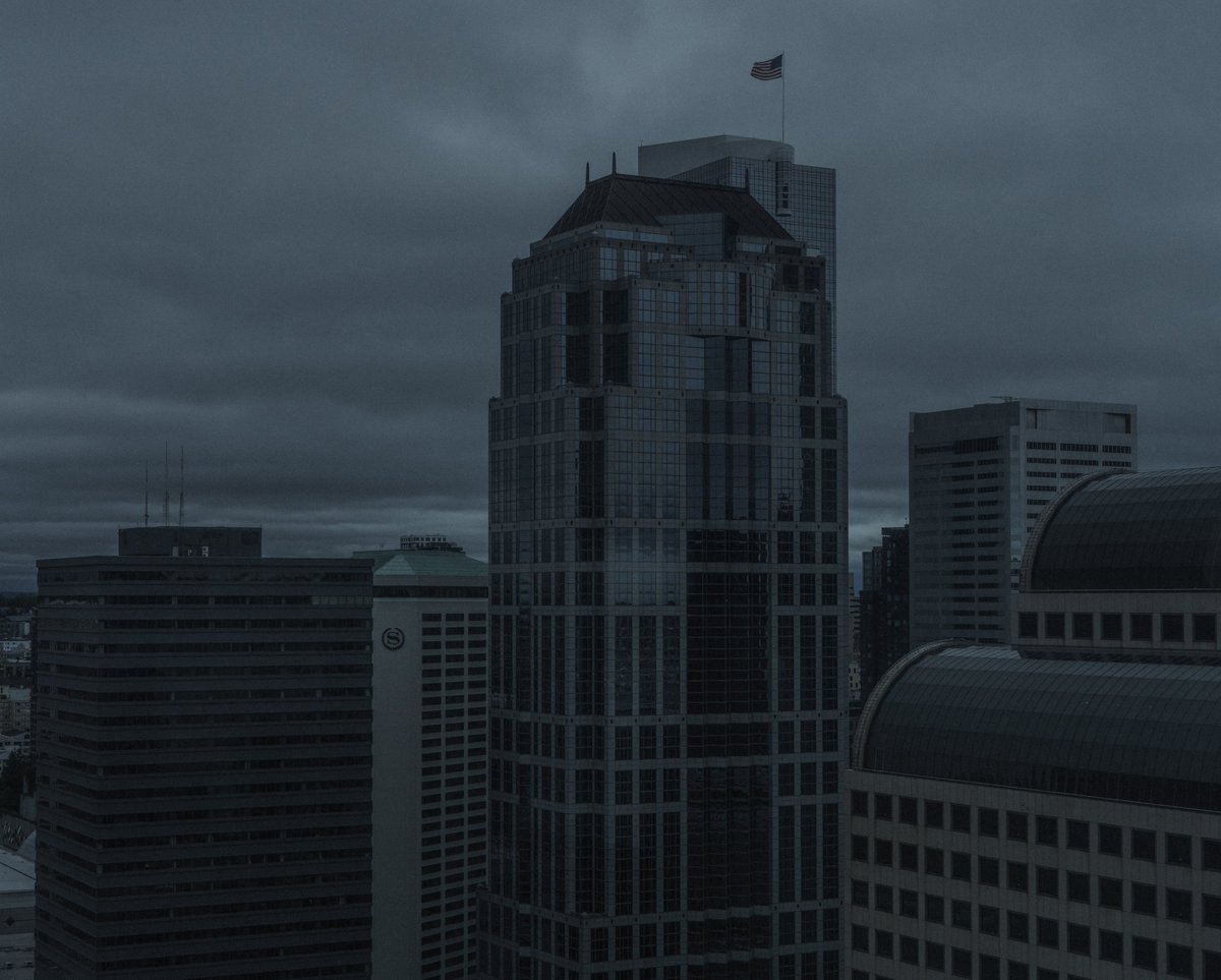blodgrevinnen's tweet photo. the way seattle should always look https://t.co/1CjMw7kZ6H