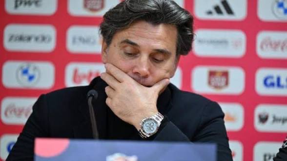 GSRACONKESER's tweet photo. SON DAKİKA BİLGİSİ: MONTELLA  MİLLİ TAKIMI UEFA ULUSLAR “A” LİGİ’ne BEN ÇIKARDIM “D”LİGİNE DE BEN DÜŞÜRECEM DEYE  YEMİN ETMİŞ. https://t.co/KrldcO9WRX