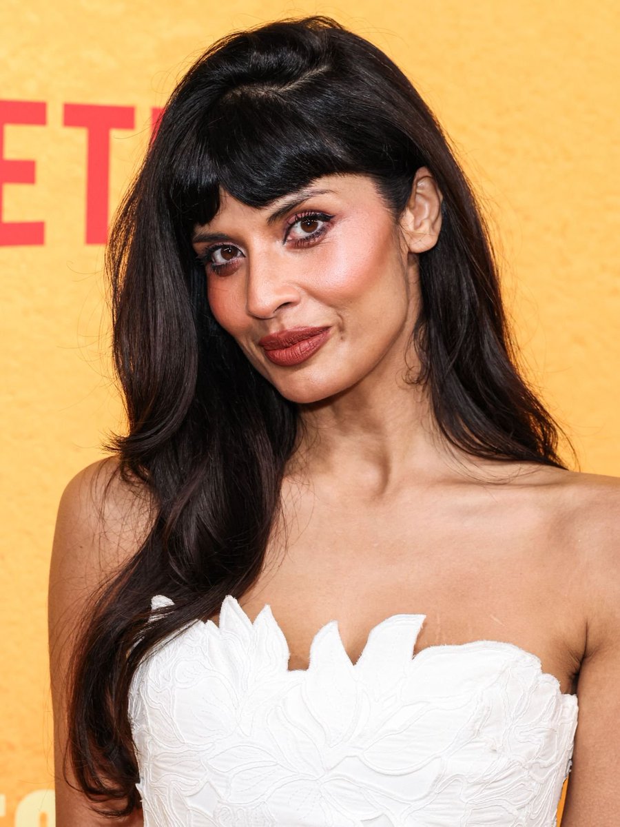 LifeNewsHQ's tweet photo. Jameela Jamil Defends Aborting Her Baby: “My Life Matters More Than an Unborn Human” https://t.co/1Ug9bX32N6 https://t.co/1KP9pqG39s