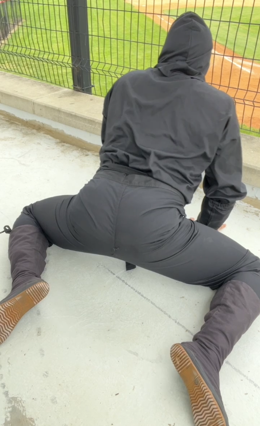 MexiNinjaBoi's tweet photo. "Kuro Ninja Butt Magic #4"
-
(SET 1 of 2)
-
Upcoming NEW Video of:
-
The Kuro Ninja showing off his TAIL and his alternative motives. ππ³οΈβπ ππ₯·π½π
-
#ninja #blackninja #martialarts #martialart #tabi #tabiboot #ninjashoes #martialartlifestyle #flexibility #kick #kicking #highkick #mexicano #gayman #muscle #muscles #musclesflex #manbutt #mexicano #culo