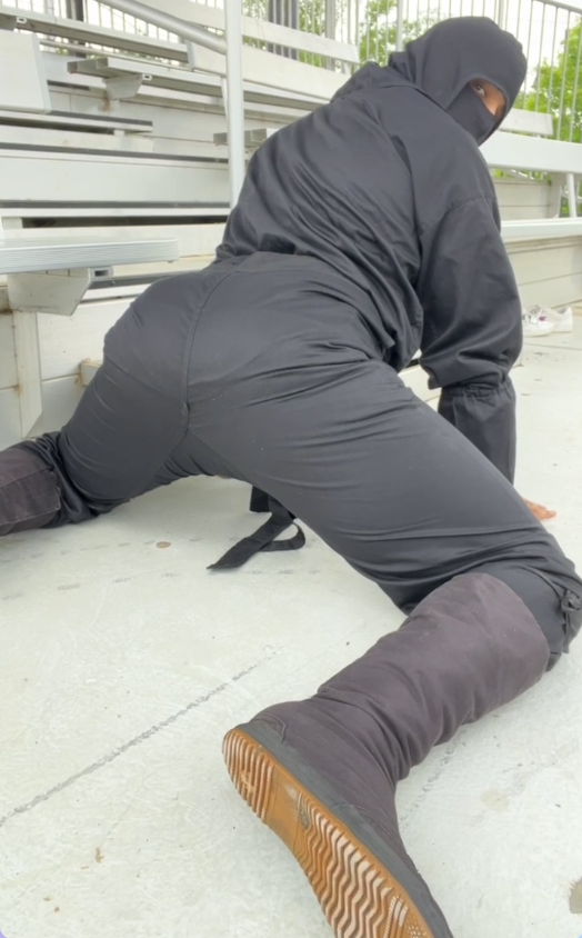 MexiNinjaBoi's tweet photo. "Kuro Ninja Butt Magic #4"
-
(SET 2 of 2)
-
Upcoming NEW Video of:
-
The Kuro Ninja showing off his TAIL and his alternative motives. ππ³οΈβπ ππ₯·π½π
-
#ninja #blackninja #martialarts #martialart #tabi #tabiboot #ninjashoes #martialartlifestyle #flexibility #kick #kicking #highkick #mexicano #gayman #muscle #muscles #musclesflex #manbutt #mexicano #culo
