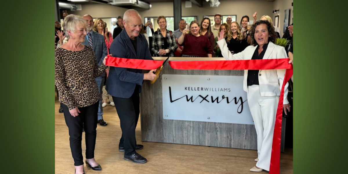 btownblog's tweet photo. SPONSORED: Keller Williams Realty Burien &amp; Stuart Steadman open ‘House of Excellence’ luxury office in Burien: https://t.co/fIi8Z91u3P #burien #buriennews #realestate #realty #realtor https://t.co/kRHVKNBoyA