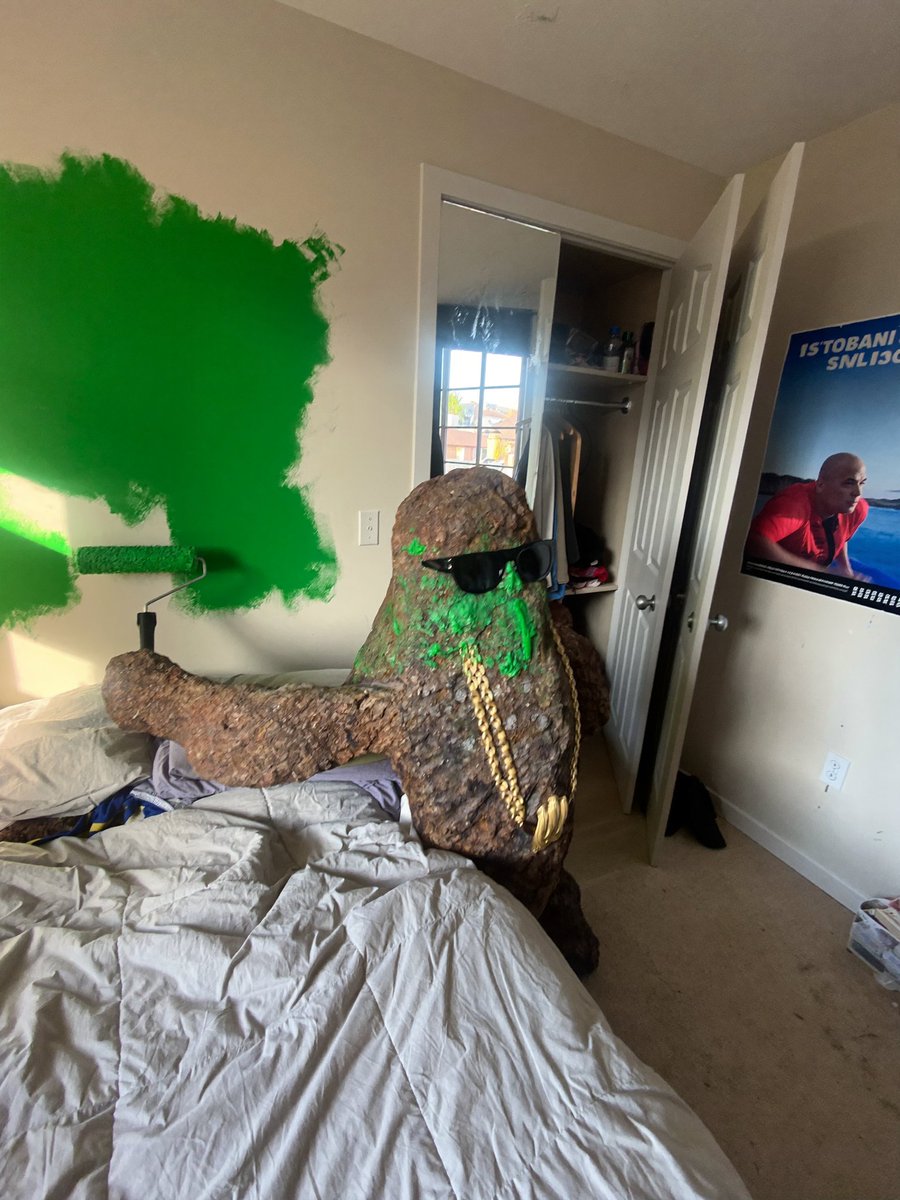 Rocky__EGO's tweet photo. tried painting my bedroom green and backed into the wet wall. now there's a rock-shaped landlord special in the middle. calling it a fossil and refusing to fix it https://t.co/jEc2SBC4Eg