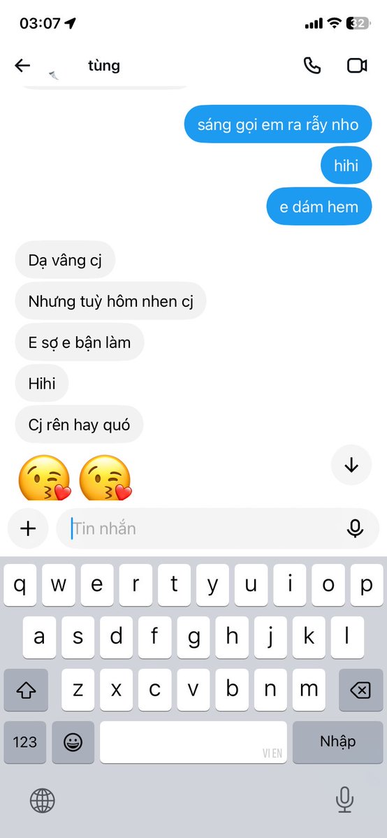 Minthfem18's tweet photo. Có hẹn với trai outdoor 😝 cứ dam đien là em thích nò thui ngủ đt hết pin rồi https://t.co/0zrvUMTiuB