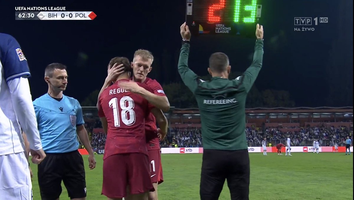 oleksieradz's tweet photo. najlepszy moment Świderskiego w tym meczu

#BIHPOL https://t.co/uhgs8VzbIZ