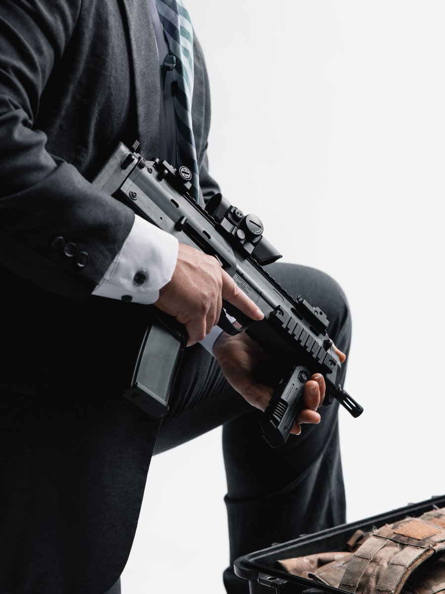 HecklerAndKoch's tweet photo. Dressed to impress. https://t.co/GgBxws8Dnd