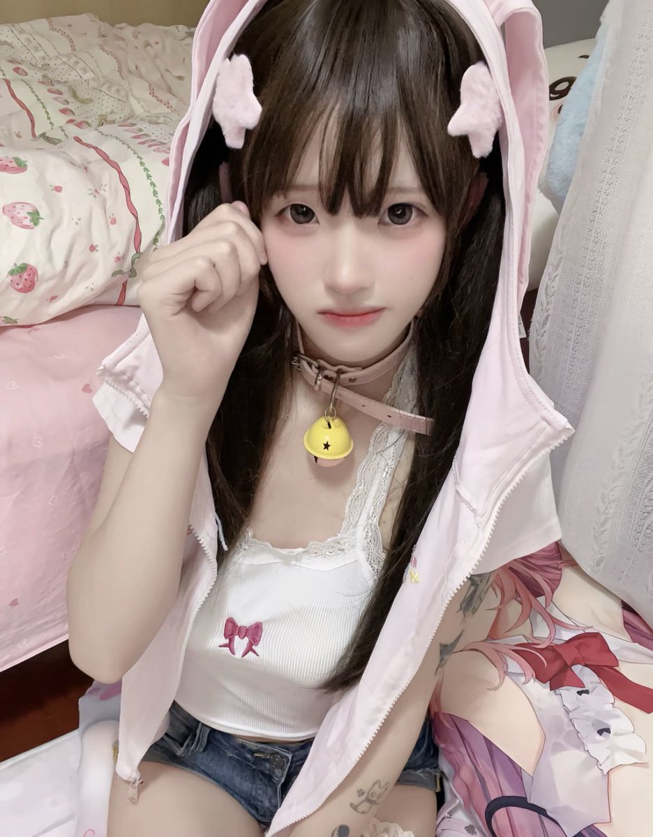 kelly36ef8's tweet photo. 肆意妄为的时间到啦，有人看福吗？？？？？
🫣🫣🫣
开脱！！！！上供！！！
直接选🫶🏻🫶🏻🫶🏻
真的给b看，不许瞎说🤐🤐🤐 https://t.co/ge7XsraOkr