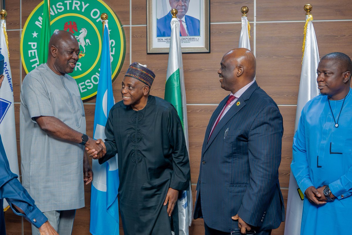 senlokpobiri's tweet photo. Africa Energy Bank (AEB) presents a historic opportunity to advance Africa’s energy security, and unlock greater economic prosperity for Nigeria and Nigerians. I commend the Nigerian institutional shareholders for their foresight and investment in this landmark African institution.

At the inaugural meeting of the Forum of Nigerian Institutional Shareholders in the AEB, I emphasized Nigeria’s strategic position in the Bank, as its largest shareholder Member Country and host of its headquarters. I highlighted the need for our institutional shareholders to advance Nigeria’s national interests within the Bank’s decision-making structures.

I urged the representatives of our five institutional shareholders to maintain close coordination, develop common positions ahead of the Bank’s General Meetings, and ensure that Nigeria derives commensurate value from its investment and significant contribution to the establishment of the AEB.

Sen. Heineken Lokpobiri Ph.D.

#senlokpobiri #SHL #CrudeForAll #IncreasingOilProduction