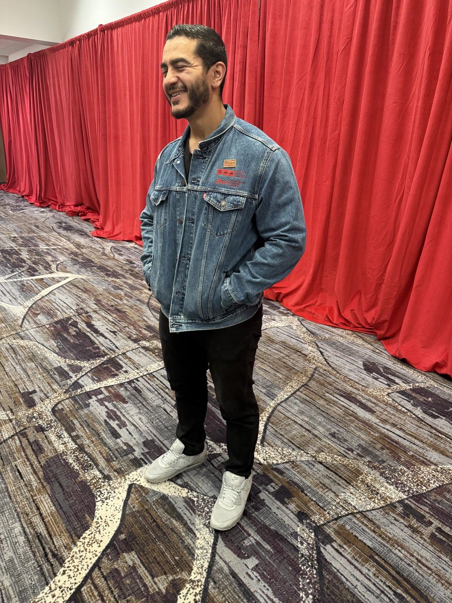 AbdulElSayed's tweet photo. Proudly backed by @NationalNurses ❤️🩺💪 https://t.co/ZQeOCOAoEh