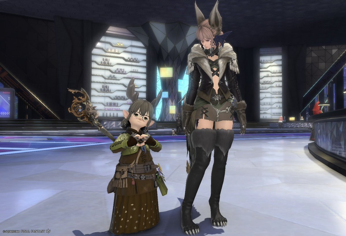 ff14_Ray_Aria's tweet photo. FCメンバーとの日常⑧

久しぶりにインして遊んでもらった！
尻尾が気に入ったみたいで、
ふかふか遊んでて可愛かった(*´∀｀)

心が浄化された✨

#FF14SS https://t.co/rBOzH87cbf