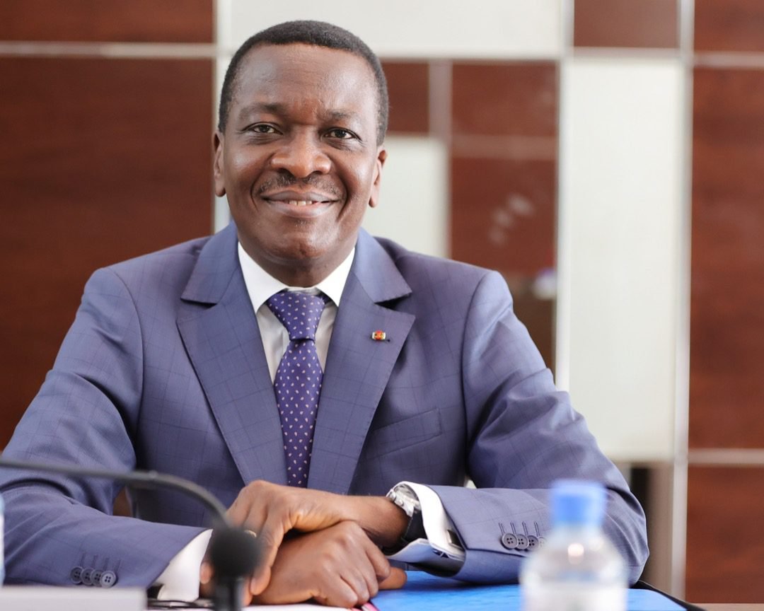 firmin_tchakou's tweet photo. En cette Journée mondiale de l'habitat célébrée ce premier lundi d'octobre, le ministre @kodjo_adedze rappelle l'importance de bâtir des politiques et des #partenariats solides pour garantir à chaque citoyen un cadre de vie décent. #TgTwittos https://t.co/eY1brDIWu6