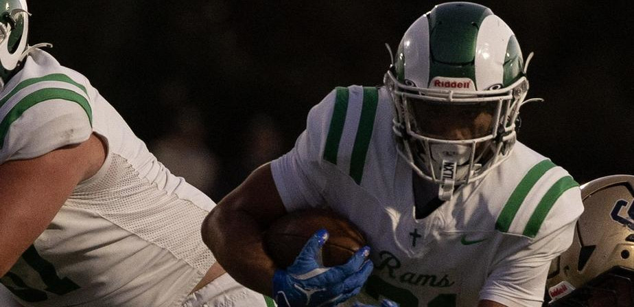 CAPrepVarsity's tweet photo. Q&amp;A with St. Mary's running back/athlete Adrien Molina
https://t.co/lzPOhlIDqH

@Adrienmolina09 https://t.co/8avBQuaGmO