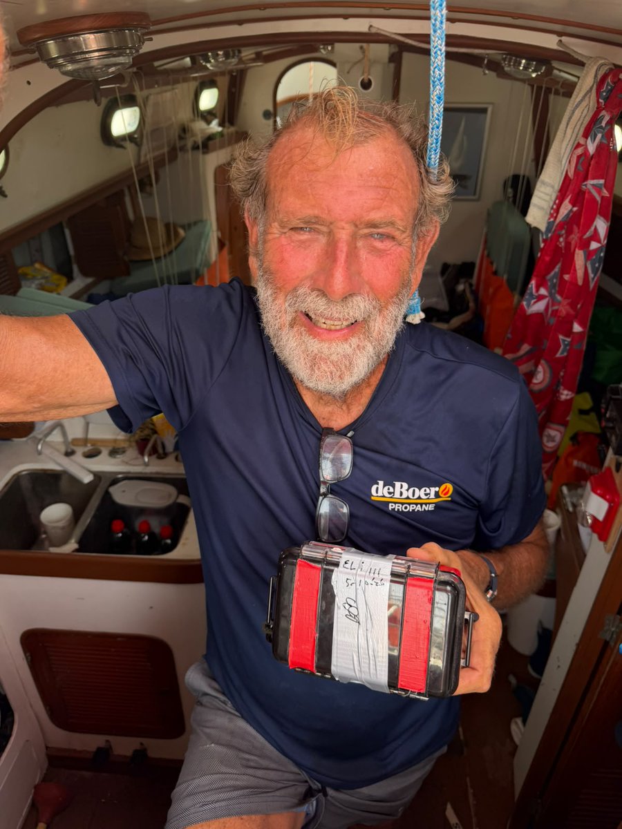 GoldenGlobeHQ's tweet photo. 🚨 Guy DeBoer is back at sea! ⛵🔥

Survey report submitted, iPhone sealed, and Guy is sailing again under Chichester Class, keeping his #GGR2026 adventure alive.

The dream continues. 🌊💪

📸 Thanks Eli Van den Broek!

#DreamChaser #AdventureContinues https://t.co/zdHKh2vOYL