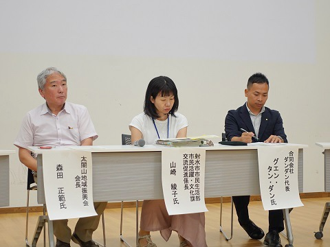 magc2681927's tweet photo. これも同じく、外人を入れる外人。

合同会社dandan（ダンダン）
富山県小矢部市埴生17-3
事務所：富山県小矢部市後谷323-7
代表：グェン・タン・ダン（NGUYEN THANH DANG）
特定技能制度の登録支援機関

富山県で進められている多文化共生に係わる条例の有識者検討会委員。
https://t.co/oTyuiqVPhS https://t.co/okorHcpoEI