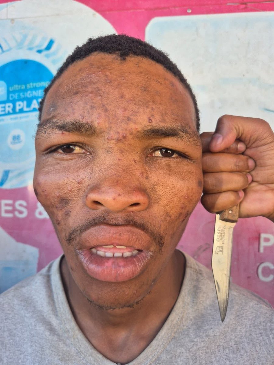 larpzeev23's tweet photo. @Fit_Mandisa So this is what south africa women are giving birth to. https://t.co/gSY62UM0H1
