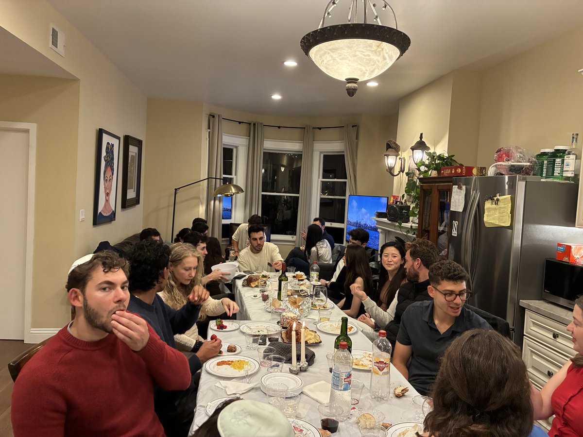 noahedelman02's tweet photo. sf shabbat #1 🤟

shoutout @slashapp for sponsoring 

more to come. who wants to join the next one? https://t.co/HE0V3SDPcj