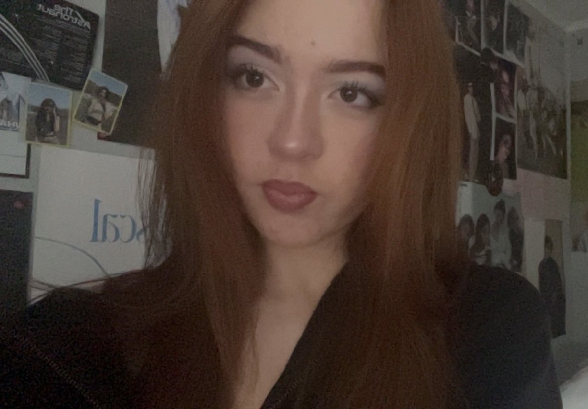 rozaneos's tweet photo. im reheating old nachos cause i have no new selfies 

#ARSD #ArmySelcaDay #btstwt https://t.co/ak8hStpOAk