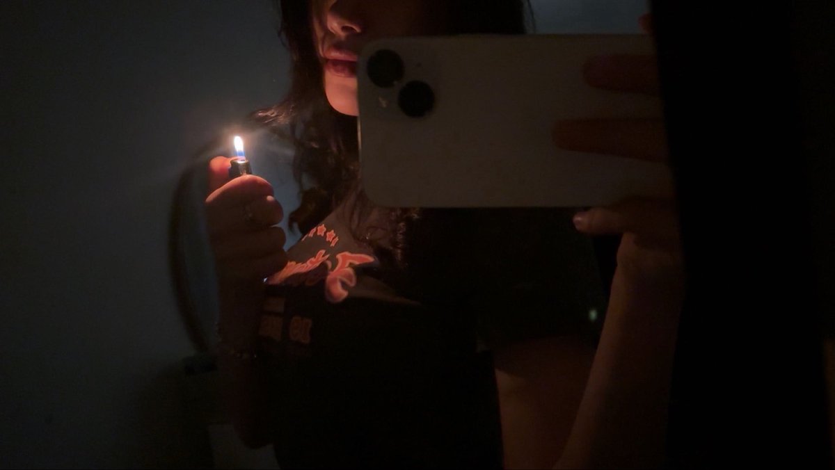 l_2iyi's tweet photo. 🕯️ https://t.co/xiRk3qfK6Y