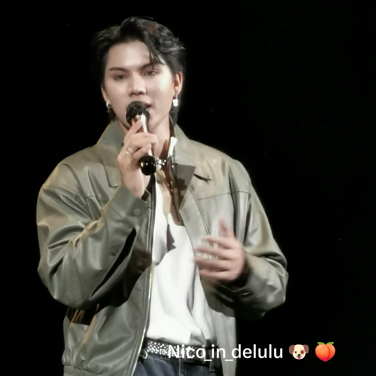 Nico_in_delulu's tweet photo. Fort in this steam 🔥
And he was wearing his only💍
FORTPEAT YESTERDAVIN MILAN
#FPFMMilan
#FortFTS https://t.co/IJJJuKNCO4