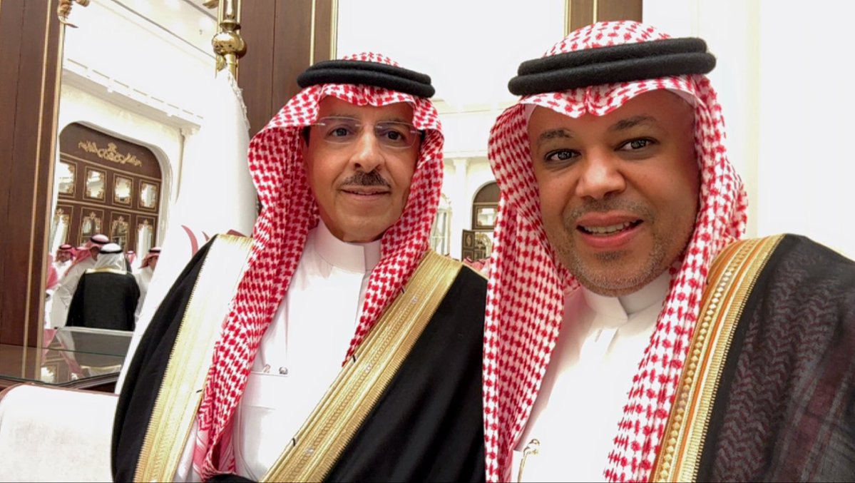 ns5k_ok's tweet photo. مساء اليوم الجميع
تشرفت بدعوة صديقي الغالي العميد
عبدالعزيز محمد الشثري
لحضور حفل زفاف كريمتة على الشاب الخلوق 
مازن بن سعد الطخيس  وفقهم الله واسعدهم ورزقهم الذرية الصالحه.
وسط حفاوة الاستقبال والتقدير من ابناء أسرتي(الشثري والطخيس )
سعدنا باالحضور الجميل من أصدقائنا واحبابنا من #حوطة_بني_تميم .
واحباب وأصحاب وأصدقاء أهالي العرسان.
دامت الافراح والعقبى لأبنائي ولكل أبناء وشباب المسلمين🤲🏼