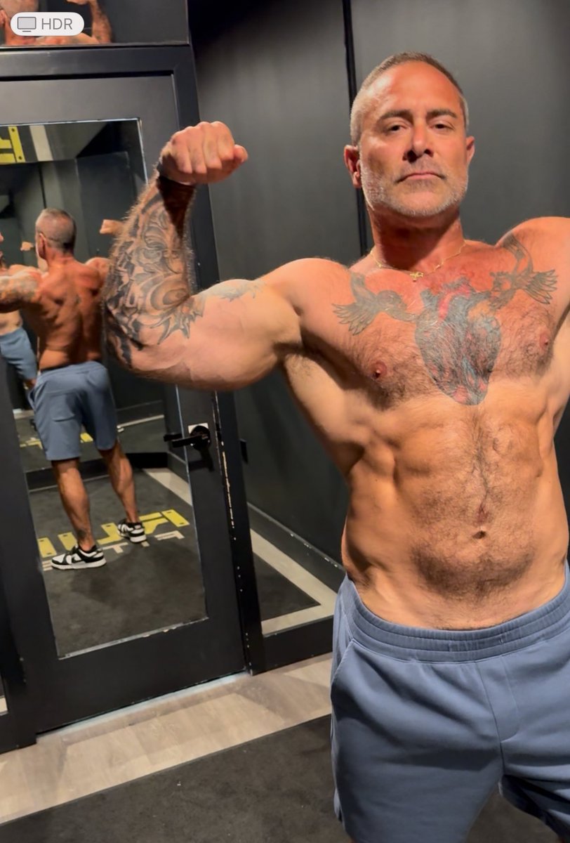 SergeantSiww's tweet photo. LIVE GYM CAM NOW😈🥵🍆💦🌈JOIN ME TO SEE IT ALL!
@sargesilverfox https://t.co/vGJKUurM7G