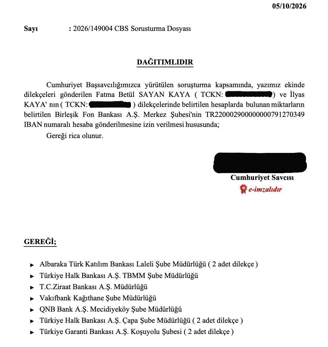 ismailsaymaz's tweet photo. Mal varlığı dondurulan Fatma Betül Sayan Kaya ve eşi, fondan kazandıkları paranın hesaplarından çekilip TMSF’ye yatırılması için bankalara dilekçe verdi. 
Bankalar İstanbul Cumhuriyet Başsavcılığına görüş sordu.
Başsavcılık izin verince Kaya çifti haksız kazancı geri ödedi. https://t.co/l9xYBWehZZ