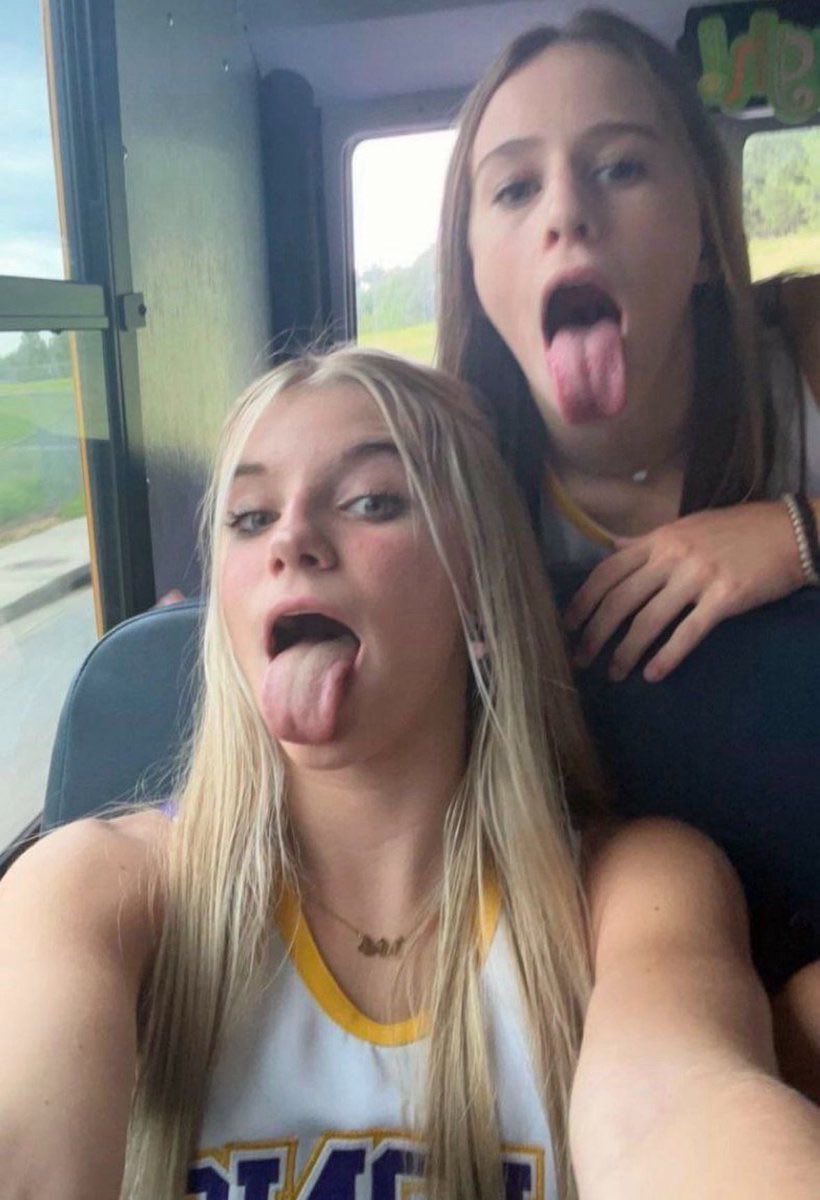 backagain189's tweet photo. Cute tongues

#DMsopen #bops #bop #boppers #braces #tight #addict #relapsing #goon #pump #relapse #gooning #gooner #NL #submission https://t.co/rUN9joKxVy