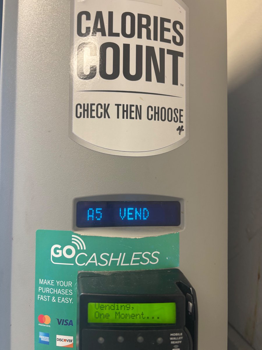 moonieslvt's tweet photo. was getting my morning celsius and this beautiful message caught my eye https://t.co/AyBnU01acz