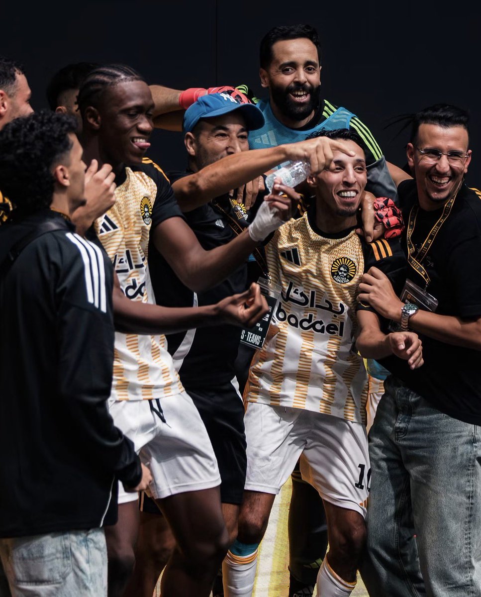 3ivq8's tweet photo. ━━��━━━━━ 🚨 🚨 | Kings League |
متصدر الترتيب (ULC) ضد متذيل للترتيب (RA2)
مباراة تبان من بعيد انها سهله
لكن اثق بتكون صعبه وحتى ولو انتصر الياس بيواجه صعوبه
لان بكل بساطه فريق رايد مو سهل لكن فيه رعونه بتضييع الفرص + بوقت النرد
ولا فريق رايد متناغم وقوي جدًا ولعيبته هم نفسهم الي حققو مينا اسبانيا
#RA2 #ULC #الياس #رايد #ابو_مشواح #MATCHDAY6 #MATCHDAY5