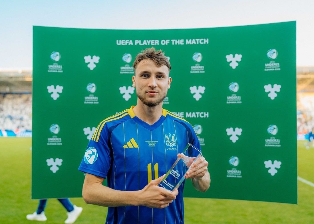 ArchieValerko's tweet photo. 🔱 Владислав Ванат - матч №20 за #збірна  

👕 Дебют 12.06.23 проти Німеччини (3:3) 

⚽️ 2 голи за цей час  #UKRHUN #UEFANationsLeague

Всього два, треба ще https://t.co/6lBAoBXwUT