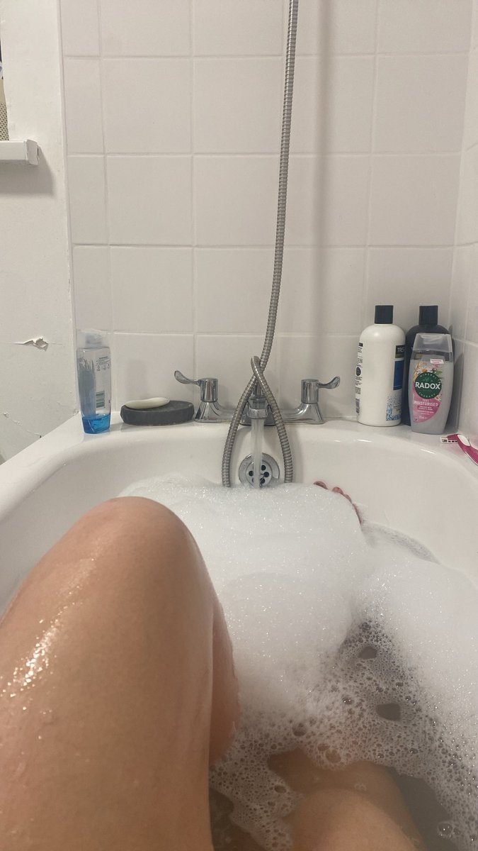 LadyBankrol12's tweet photo. Time
To take all u simps ££ 

So get it sending LOSERS 

#loser #simp #payday #goons https://t.co/7J77RIYQaK